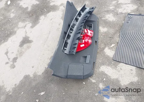 2014 Audi A4 2.0T Premium из США, поврежденный, VIN WAUFFAFL3EN006656